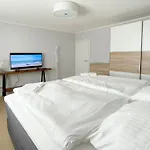 Goede Tiid Apartament *